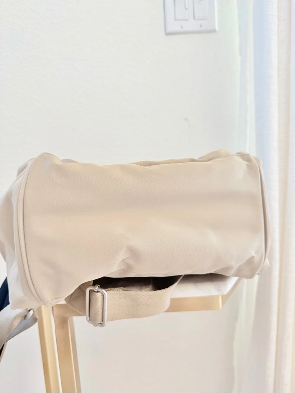 🤎 Baggallini Chelsea Laptop Backpack Taupe Twill Silver Hardware